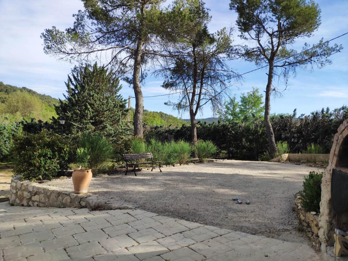 La Tourelle Suite Cosy Entre Vignoble Aixois Et Luberon Le Puy-Sainte-Réparade Exterior foto